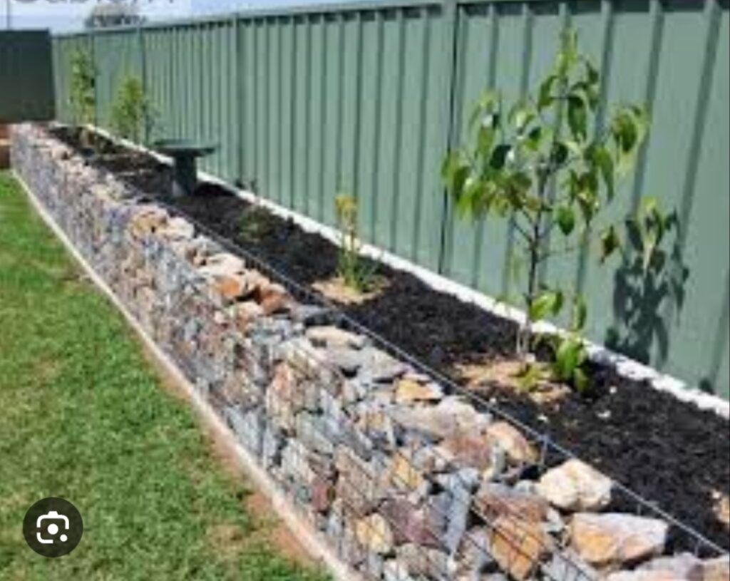 Gabion installation against erosion